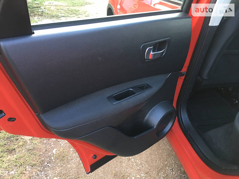 Позашляховик / Кросовер Nissan Qashqai 2009 в Коломиї