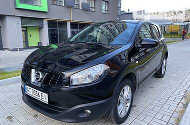 Позашляховик / Кросовер Nissan Qashqai 2010 в 