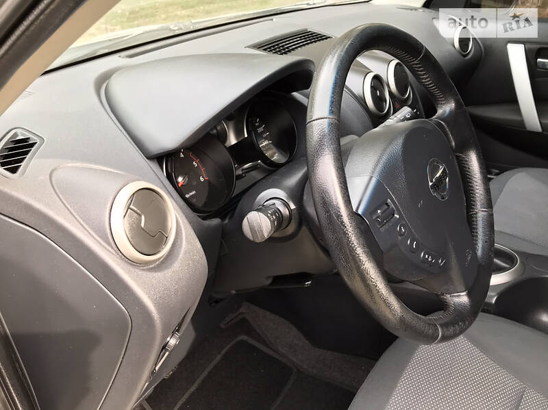 Позашляховик / Кросовер Nissan Qashqai 2010 в Полтаві