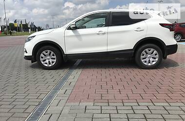 Позашляховик / Кросовер Nissan Qashqai 2017 в Львові