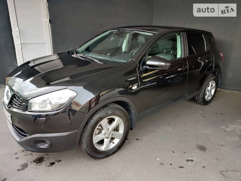 Позашляховик / Кросовер Nissan Qashqai 2013 в Києві