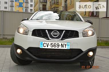 Позашляховик / Кросовер Nissan Qashqai 2014 в 
