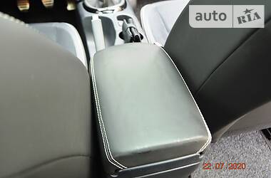 Позашляховик / Кросовер Nissan Qashqai 2014 в 