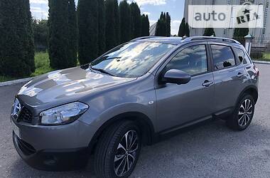 Внедорожник / Кроссовер Nissan Qashqai 2012 в Дубно