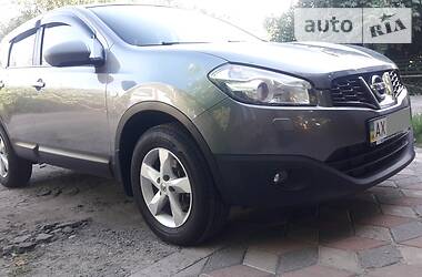 Позашляховик / Кросовер Nissan Qashqai 2012 в Краснограді