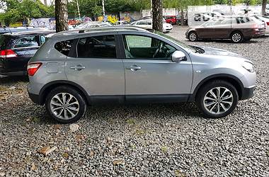 Позашляховик / Кросовер Nissan Qashqai 2010 в 