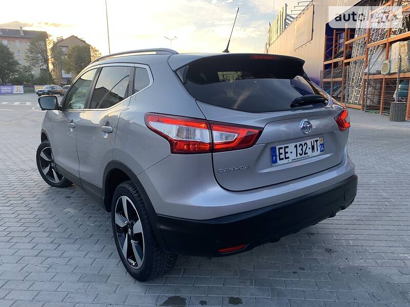 Позашляховик / Кросовер Nissan Qashqai 2017 в Івано-Франківську