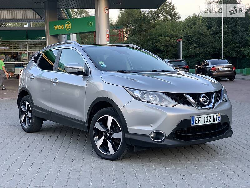Позашляховик / Кросовер Nissan Qashqai 2017 в Івано-Франківську