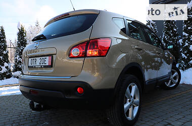 Позашляховик / Кросовер Nissan Qashqai 2008 в Трускавці