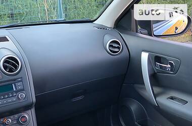 Внедорожник / Кроссовер Nissan Qashqai 2011 в Стрые