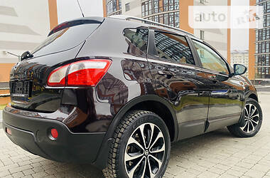 Внедорожник / Кроссовер Nissan Qashqai 2012 в Ивано-Франковске