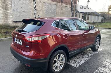 Внедорожник / Кроссовер Nissan Qashqai 2014 в Ровно