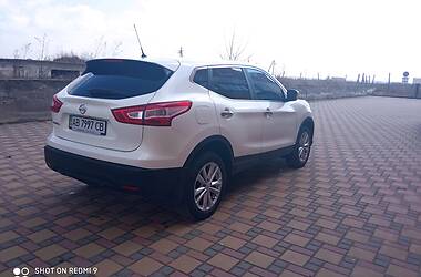 Внедорожник / Кроссовер Nissan Qashqai 2014 в Гайсине