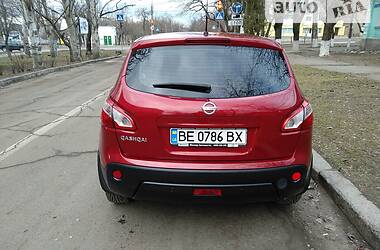 Внедорожник / Кроссовер Nissan Qashqai 2013 в Николаеве