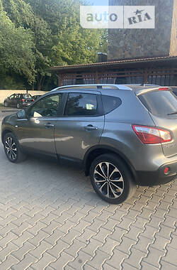 Универсал Nissan Qashqai 2012 в Луцке