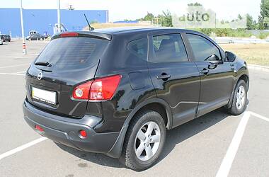 Позашляховик / Кросовер Nissan Qashqai 2008 в Києві