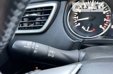 Внедорожник / Кроссовер Nissan Qashqai 2014 в 