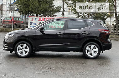 Внедорожник / Кроссовер Nissan Qashqai 2021 в 