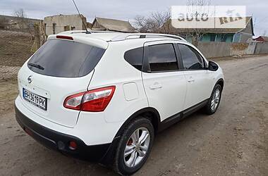 Внедорожник / Кроссовер Nissan Qashqai 2010 в Сарате