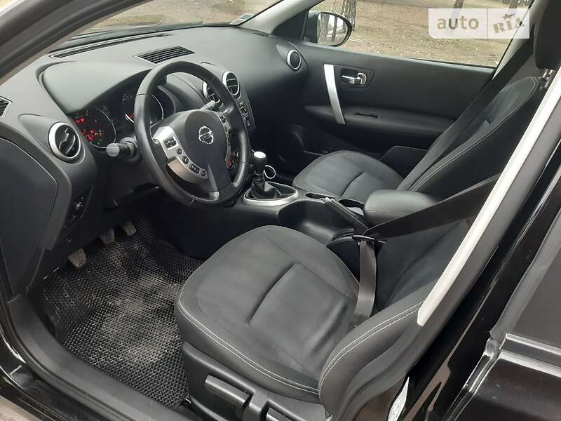 Внедорожник / Кроссовер Nissan Qashqai 2010 в Запорожье