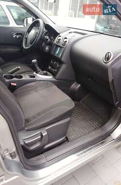 Внедорожник / Кроссовер Nissan Qashqai 2010 в 