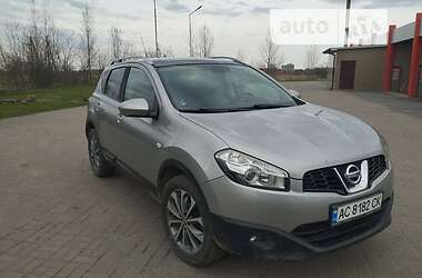 Внедорожник / Кроссовер Nissan Qashqai 2010 в Нововолынске