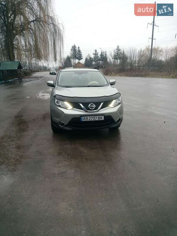 Позашляховик / Кросовер Nissan Qashqai 2016 в Вінниці