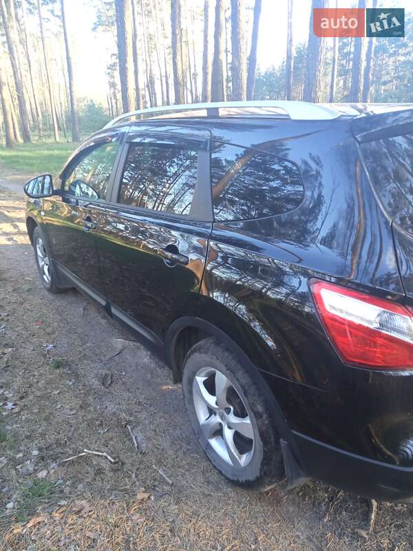 Внедорожник / Кроссовер Nissan Qashqai 2011 в Чернигове