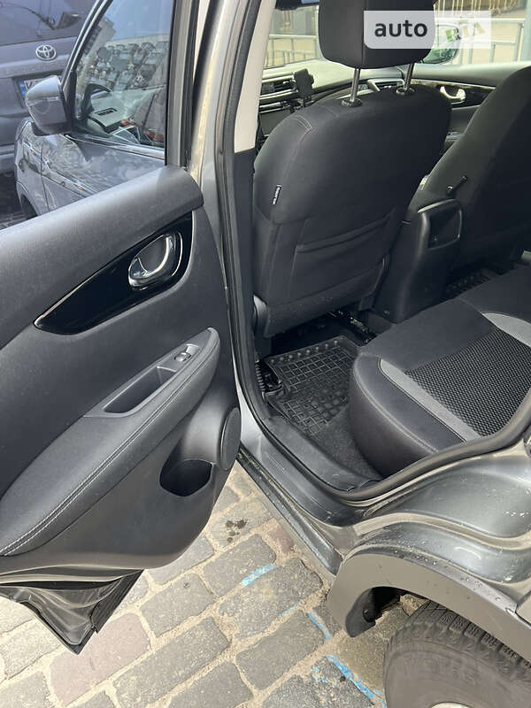 Внедорожник / Кроссовер Nissan Qashqai 2017 в Киеве