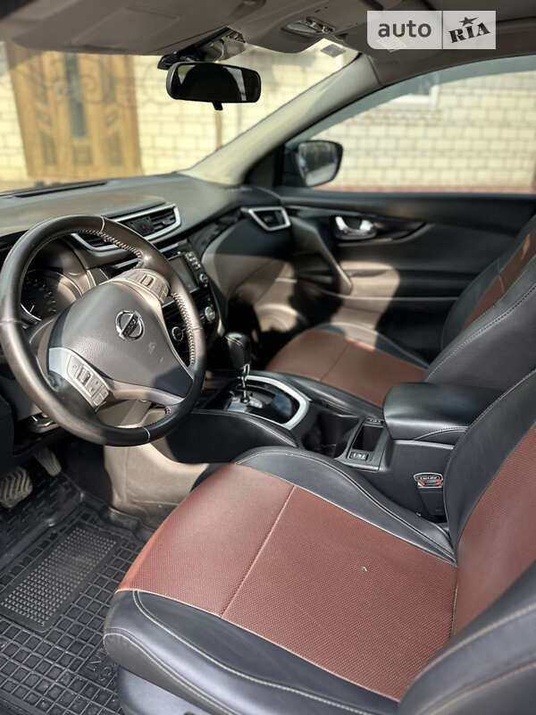 Внедорожник / Кроссовер Nissan Qashqai 2016 в Голованевске