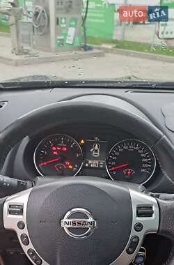 Внедорожник / Кроссовер Nissan Qashqai 2010 в 