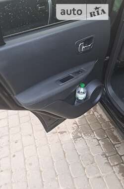 Внедорожник / Кроссовер Nissan Qashqai 2010 в 