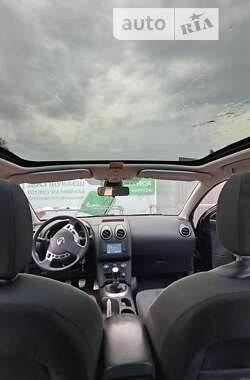 Внедорожник / Кроссовер Nissan Qashqai 2010 в 