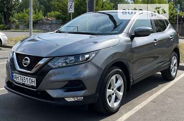 Позашляховик / Кросовер Nissan Qashqai 2020 в 