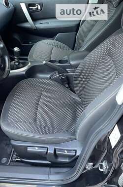 Внедорожник / Кроссовер Nissan Qashqai 2009 в 