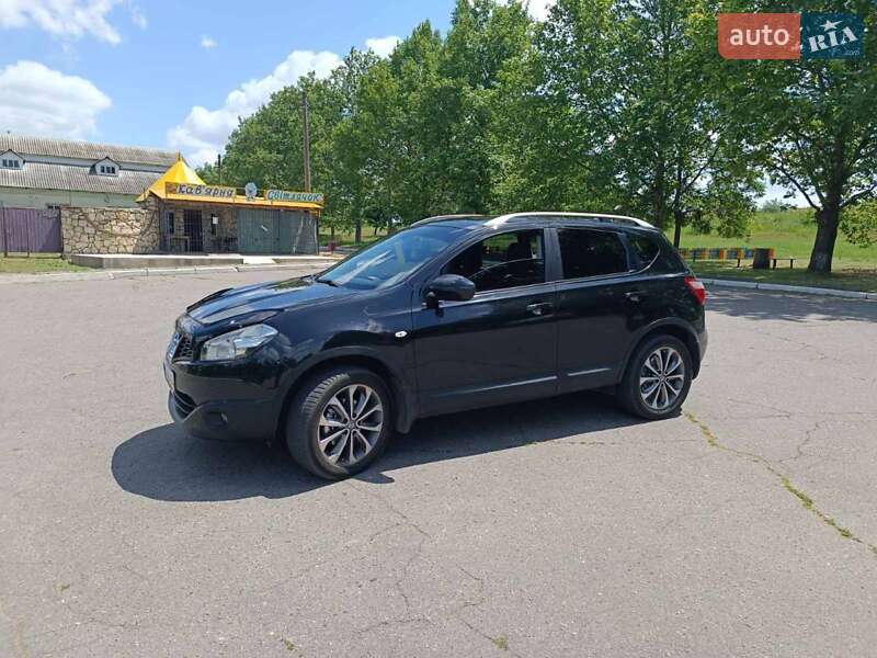 Внедорожник / Кроссовер Nissan Qashqai 2010 в Новой Одессе