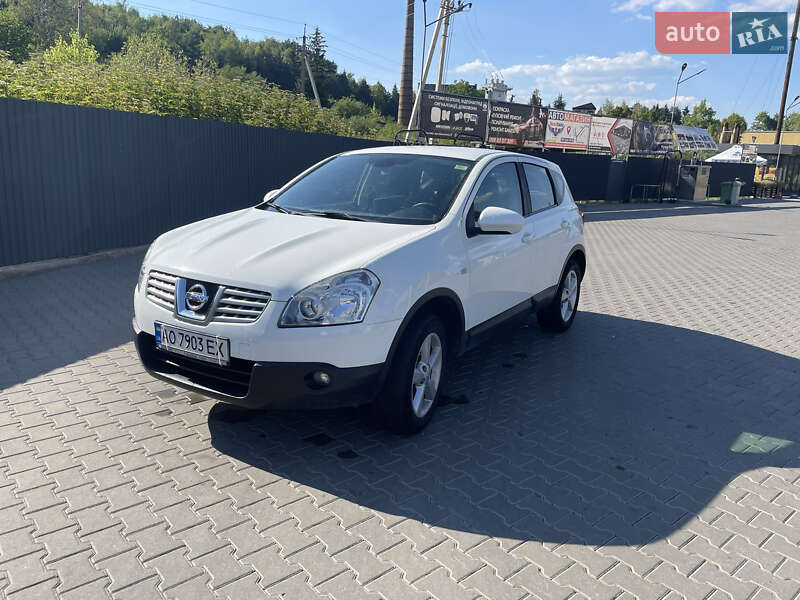 Внедорожник / Кроссовер Nissan Qashqai 2010 в Иршаве