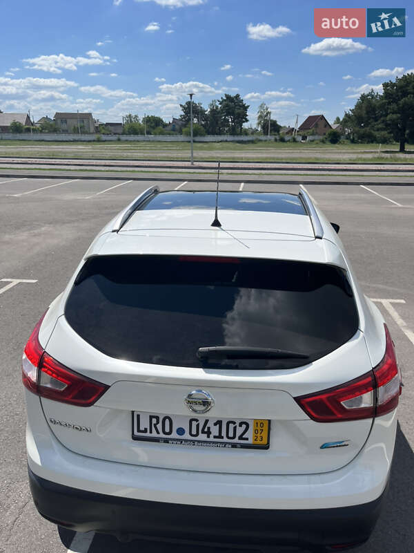 Внедорожник / Кроссовер Nissan Qashqai 2014 в Сарнах