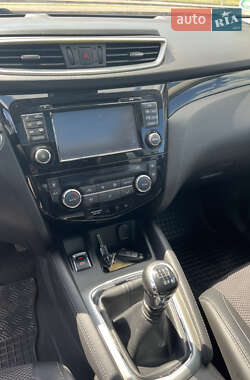 Внедорожник / Кроссовер Nissan Qashqai 2014 в 