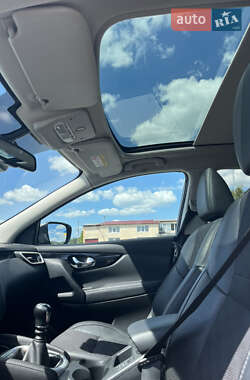 Внедорожник / Кроссовер Nissan Qashqai 2014 в 