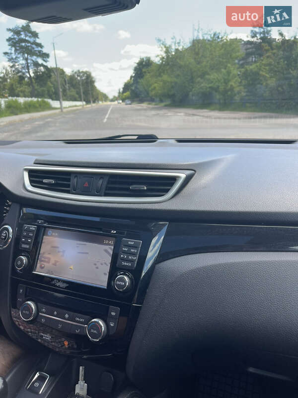 Внедорожник / Кроссовер Nissan Qashqai 2014 в Сарнах