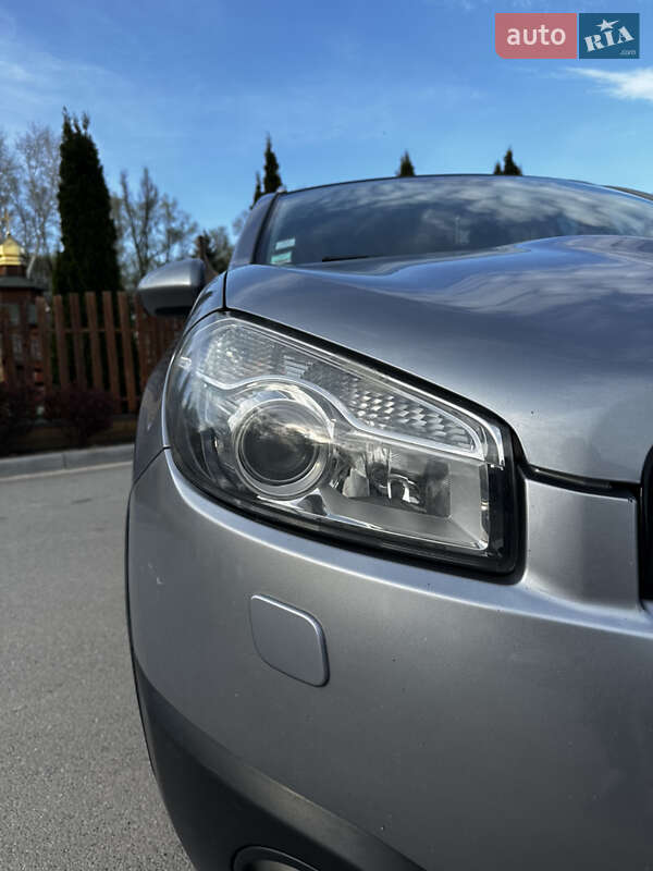 Внедорожник / Кроссовер Nissan Qashqai 2010 в Днепре