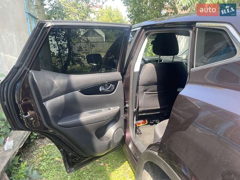 Позашляховик / Кросовер Nissan Qashqai 2016 в Костопілі фото 36 Позашляховик / Кросовер Nissan Qashqai 2016 в Костопілі