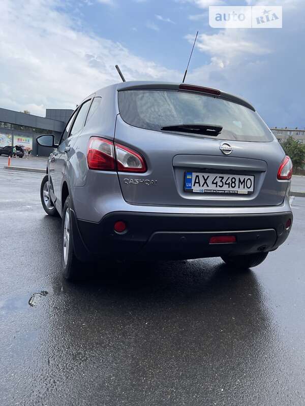 Внедорожник / Кроссовер Nissan Qashqai 2010 в Харькове