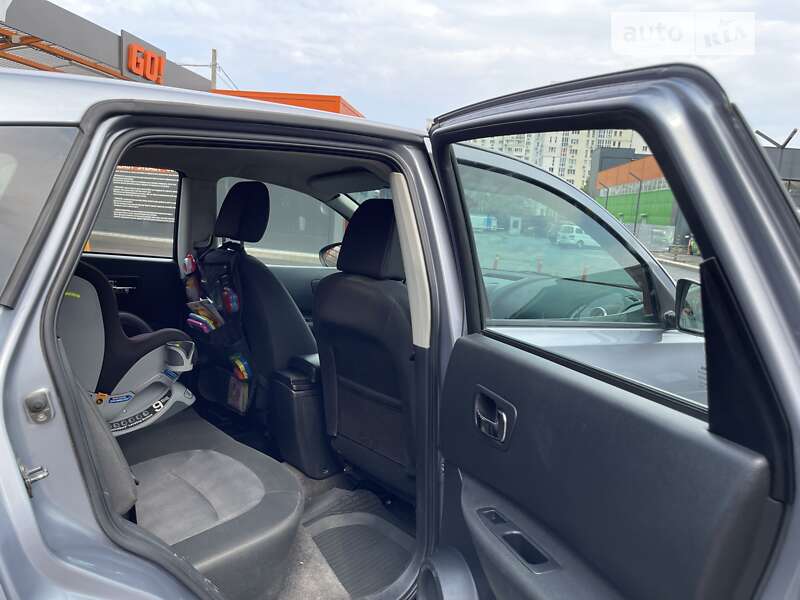 Внедорожник / Кроссовер Nissan Qashqai 2010 в Харькове