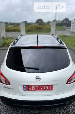 Внедорожник / Кроссовер Nissan Qashqai 2013 в 