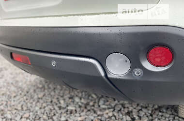 Внедорожник / Кроссовер Nissan Qashqai 2013 в 