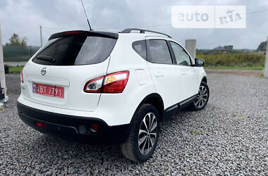 Внедорожник / Кроссовер Nissan Qashqai 2013 в 