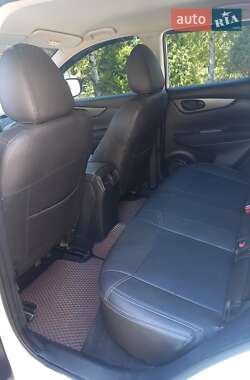 Внедорожник / Кроссовер Nissan Qashqai 2017 в Казанке