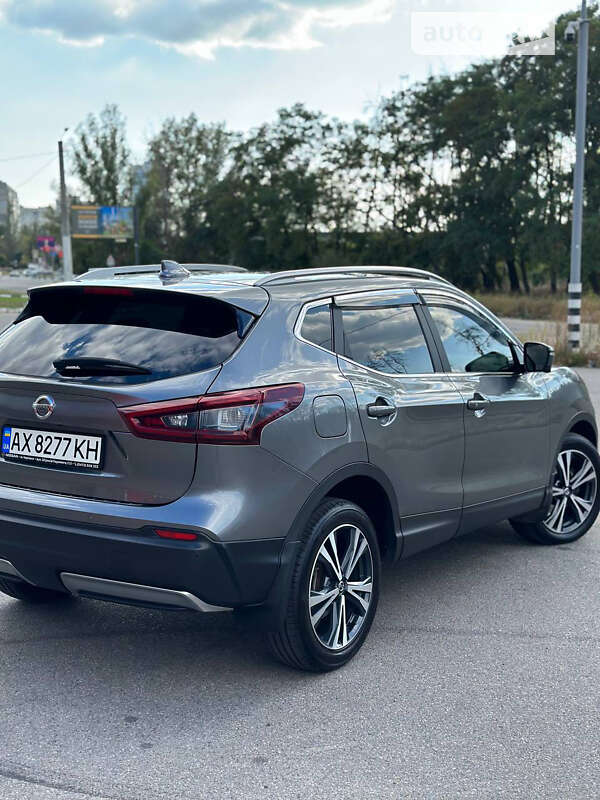 Позашляховик / Кросовер Nissan Qashqai 2021 в Ватутіному